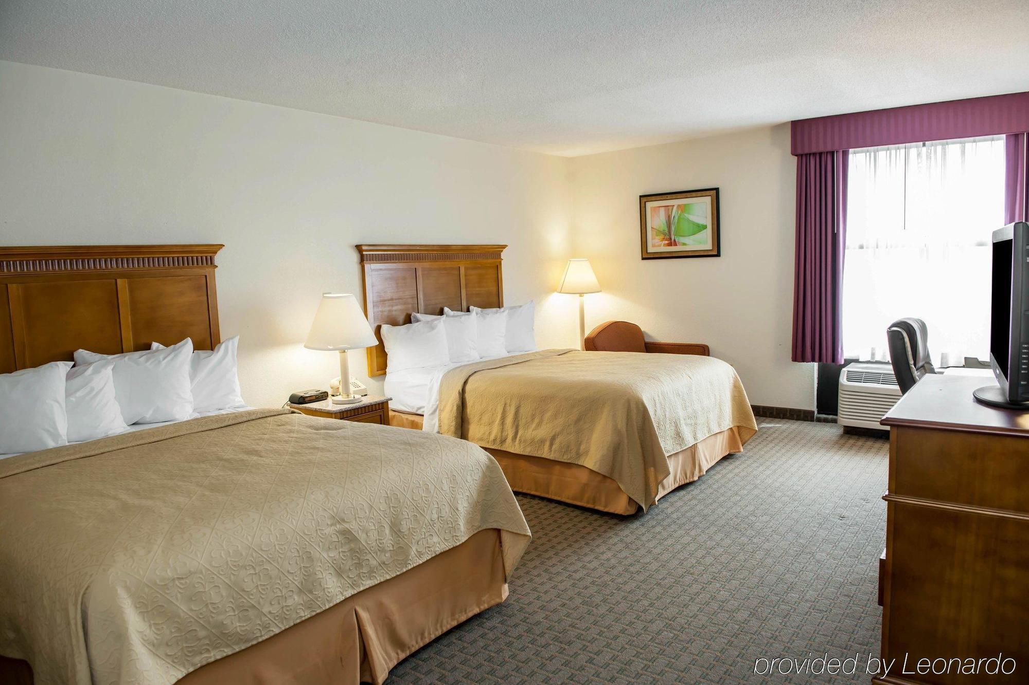 Quality Inn And Suites Индианаполис Екстериор снимка