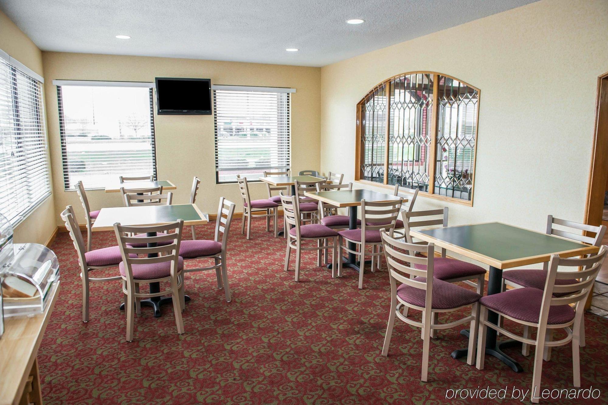 Quality Inn And Suites Индианаполис Екстериор снимка