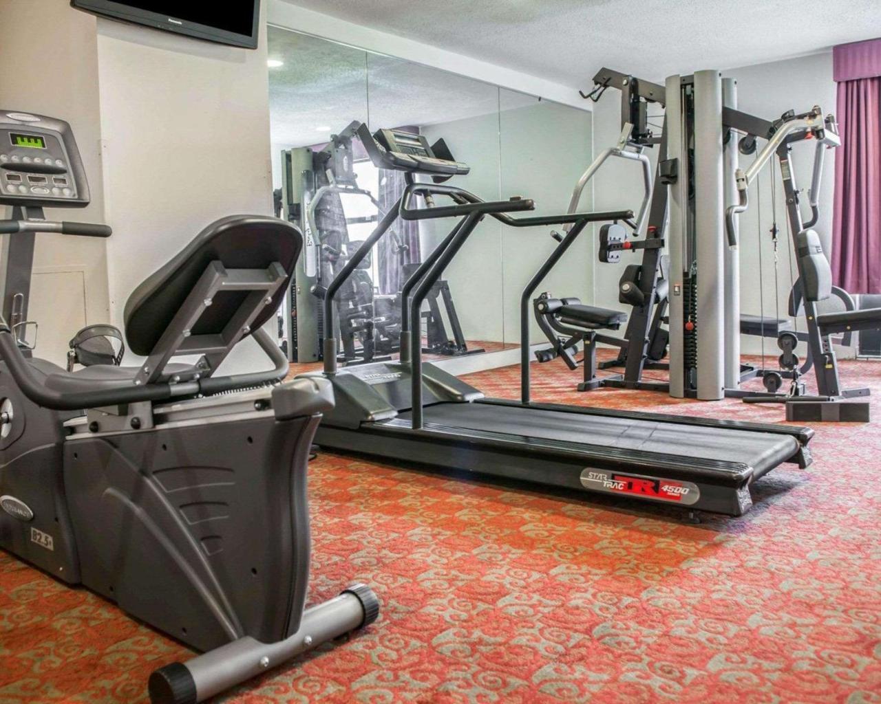 Quality Inn And Suites Индианаполис Екстериор снимка