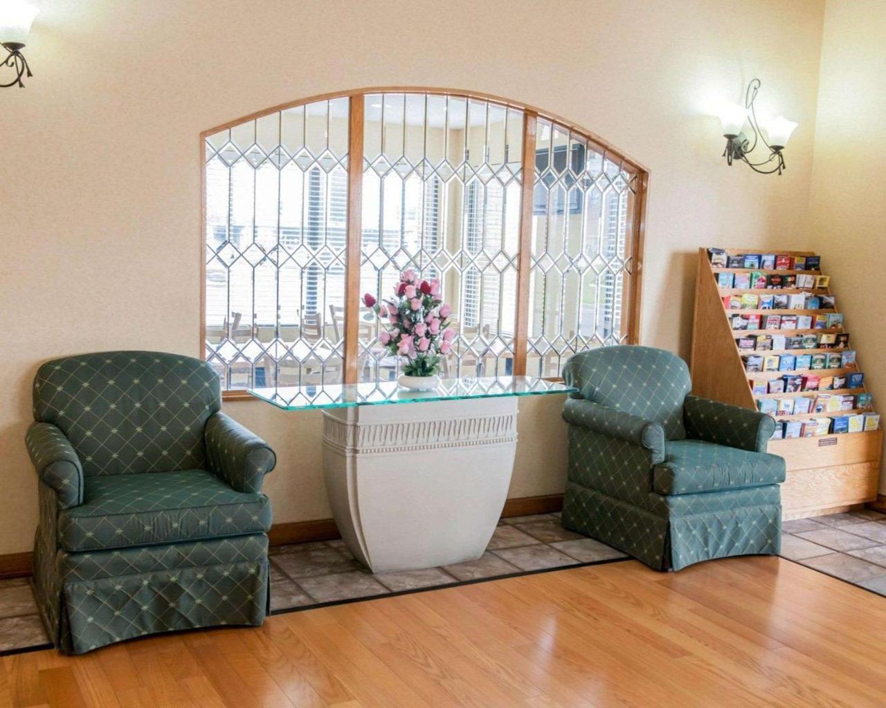 Quality Inn And Suites Индианаполис Екстериор снимка